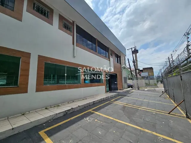 Prédio para alugar, no bairro Marco em Belém