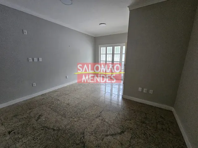 Prédio para alugar, no bairro Marco em Belém
