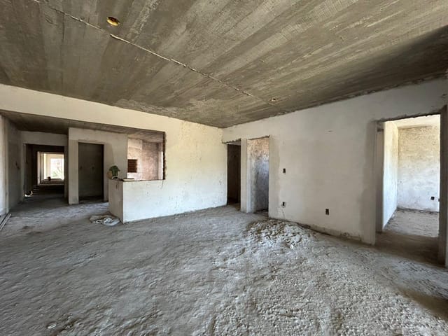 Prédio com 143m², à venda, no bairro Fragata em Pelotas