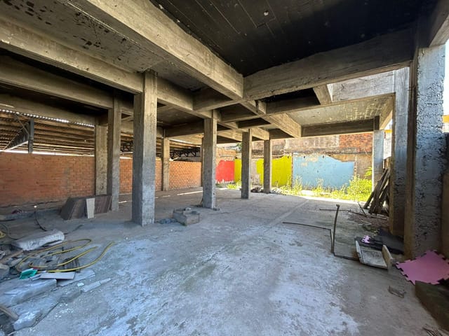 Prédio com 143m², à venda, no bairro Fragata em Pelotas