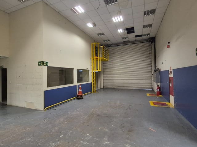 Prédio para alugar, no bairro Fundação em São Caetano do Sul