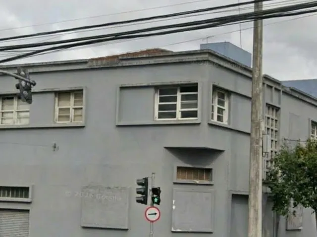 Prédio com 209m², à venda, no bairro Alto da Rua XV em Curitiba
