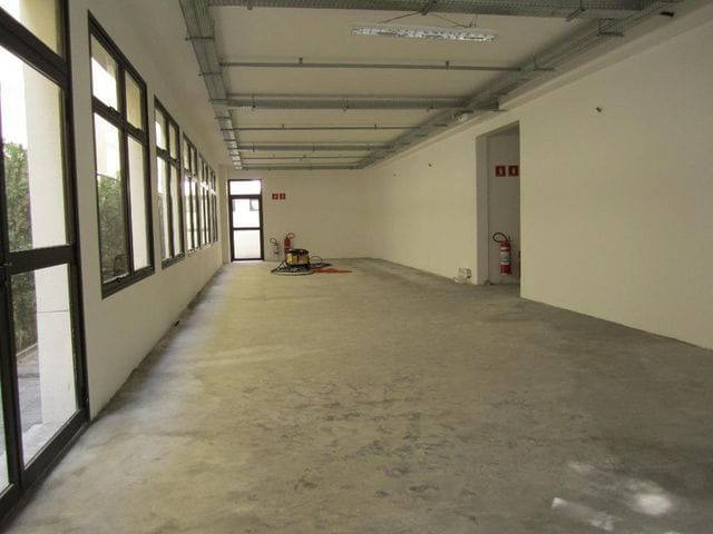 Prédio com 967m², para alugar, no bairro Vila Nova Conceição em São Paulo