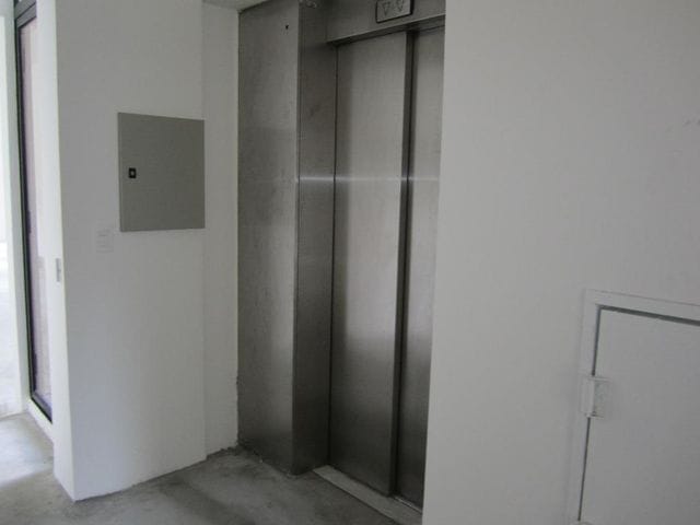 Prédio com 967m², para alugar, no bairro Vila Nova Conceição em São Paulo