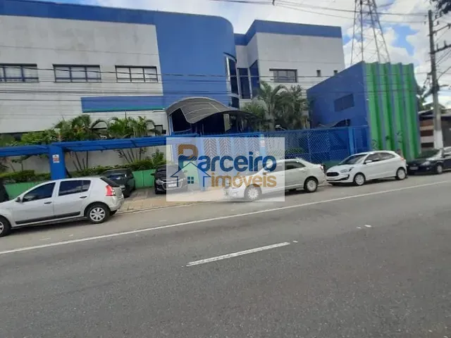Galpão / Barracão com 2151m², à venda, no bairro Engenheiro Goulart em São Paulo