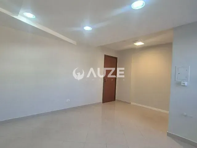 Prédio com 21m², à venda, no bairro Portão em Curitiba