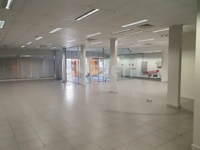 Prédio com 1650m², para alugar, no bairro Lauzane Paulista em São Paulo