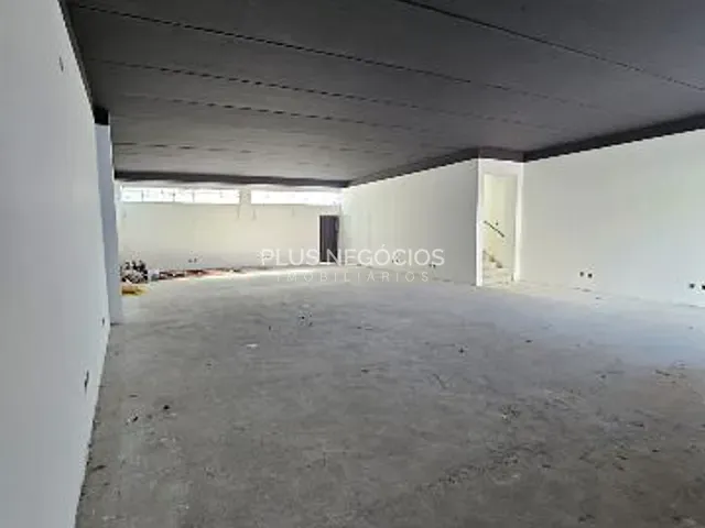 Prédio à venda ou para alugar, no bairro Wanel Ville em Sorocaba