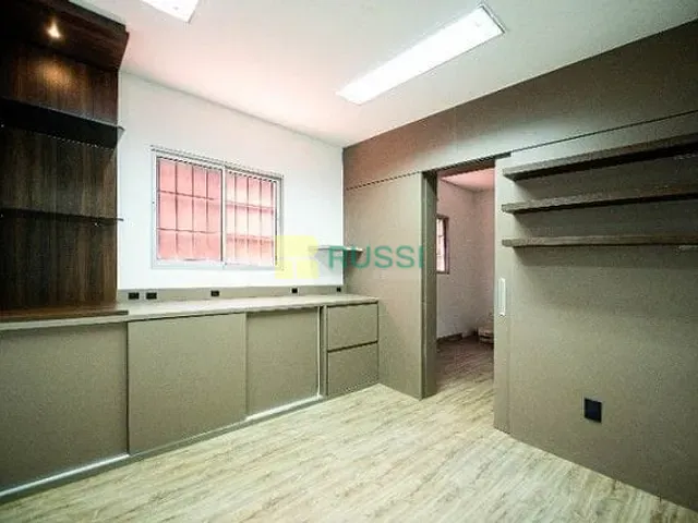 Prédio com 250m², à venda, no bairro Jardim Satélite em São José dos Campos