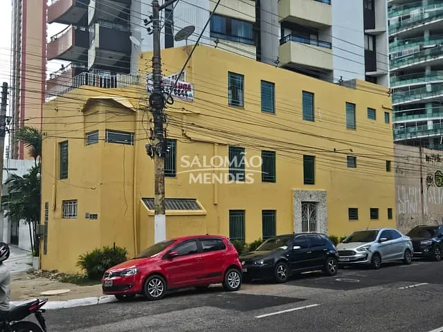 Prédio para alugar, no bairro Umarizal em Belém
