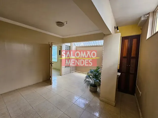 Prédio para alugar, no bairro Umarizal em Belém