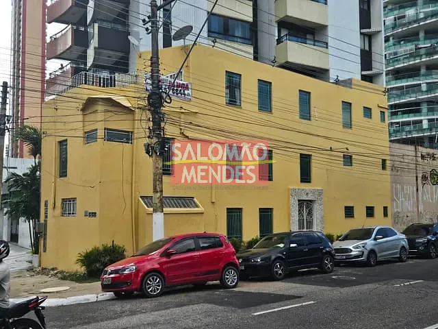 Prédio para alugar, no bairro Umarizal em Belém