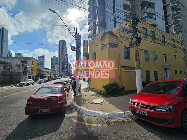 Prédio para alugar, no bairro Umarizal em Belém