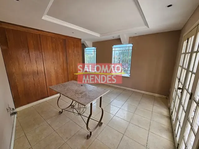 Prédio para alugar, no bairro Umarizal em Belém