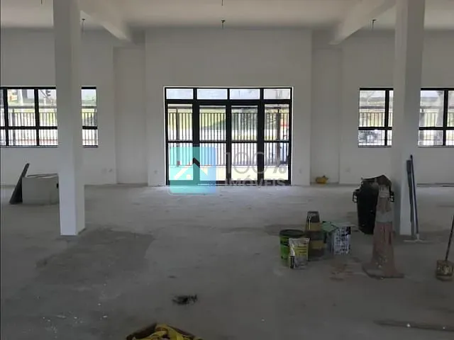Prédio com 1080m², para alugar, no bairro Jardim da Granja em São José dos Campos