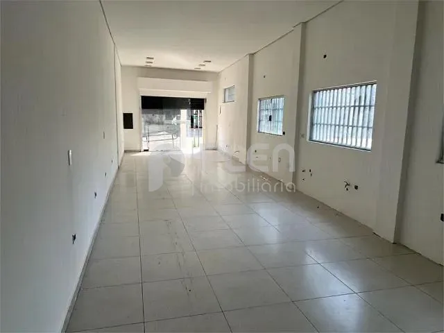 Prédio com 140m², à venda, no bairro Santana em São Paulo