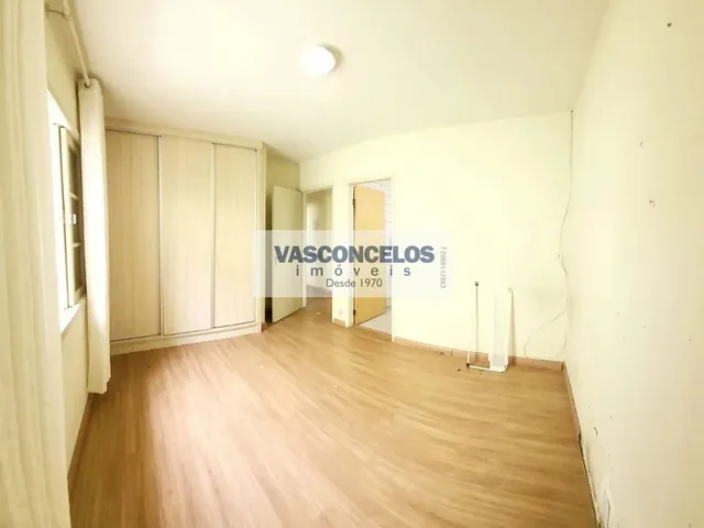 Prédio com 300m² 3 quartos e 2 banheiros, à venda, no bairro Vila Adyana em São José Dos Campos