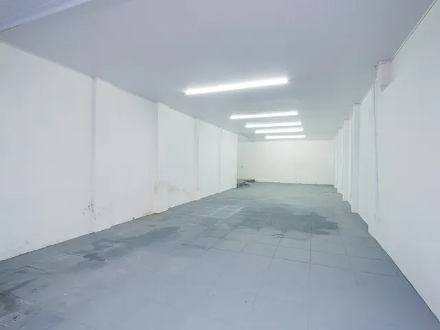 Prédio com 112m², para alugar, no bairro Centro em Pelotas