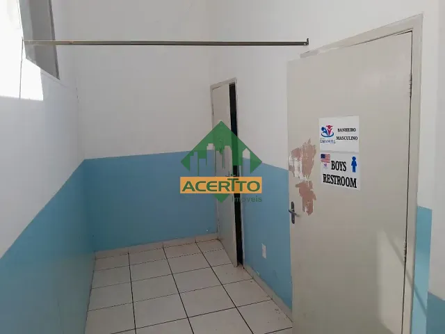 Prédio com 600m², para alugar, no bairro Centro em Araçatuba