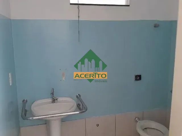 Prédio com 600m², para alugar, no bairro Centro em Araçatuba