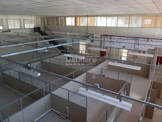 Prédio com 1m², para alugar, no bairro Várzea da Barra Funda em São Paulo