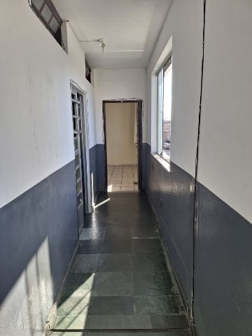 Prédio à venda, no bairro Parque Turf Club em Campos dos Goytacazes