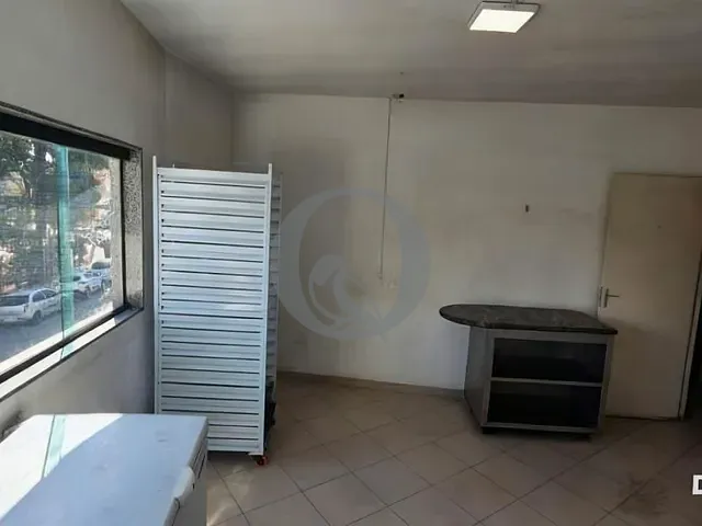 Prédio com 145m², para alugar, no bairro Vila Regente Feijó em São Paulo