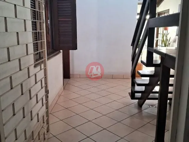 Prédio com 288m², à venda, no bairro Rubem Berta em Porto Alegre