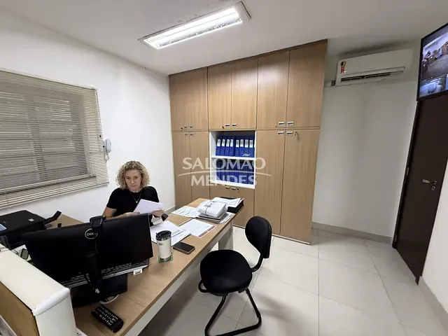 Prédio para alugar, no bairro Umarizal em Belém