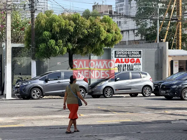 Prédio para alugar, no bairro Umarizal em Belém