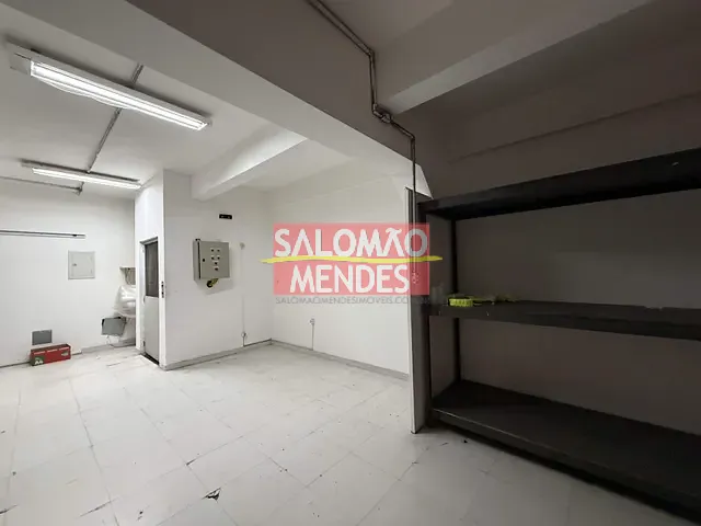 Prédio para alugar, no bairro Umarizal em Belém