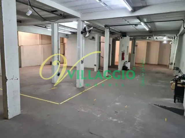 Prédio com 1000m², para alugar, no bairro Santos Dumont em São José do Rio Preto
