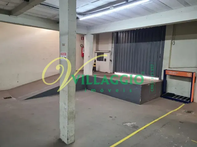 Prédio com 1000m², para alugar, no bairro Santos Dumont em São José do Rio Preto