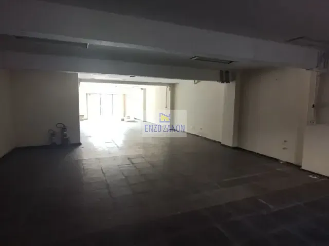 Prédio com 300m², à venda ou para alugar, no bairro Jardim do Mar em São Bernardo do Campo