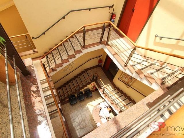 Prédio com 650m², à venda, no bairro Água Branca em São Paulo