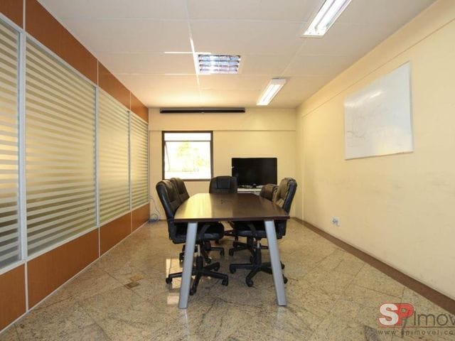 Prédio com 650m², à venda, no bairro Água Branca em São Paulo