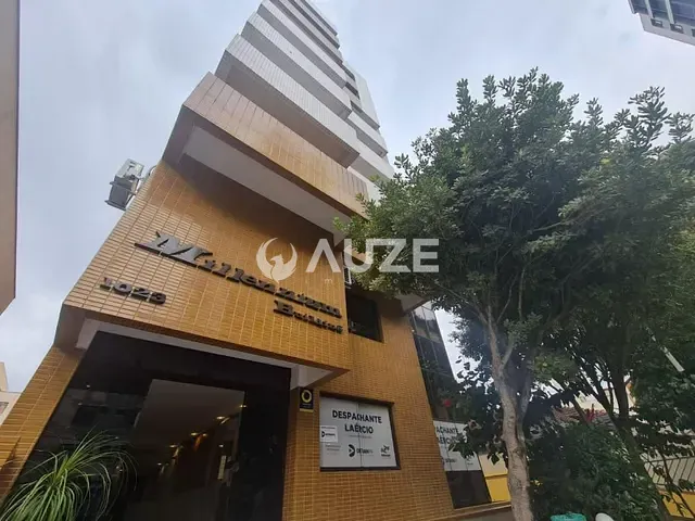 Prédio com 30m², à venda, no bairro Centro em Curitiba