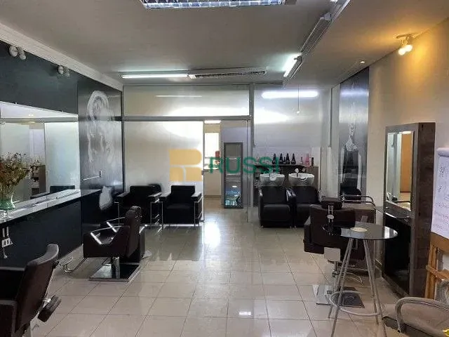 Prédio com 144m², à venda, no bairro Jardim Satélite em São José dos Campos