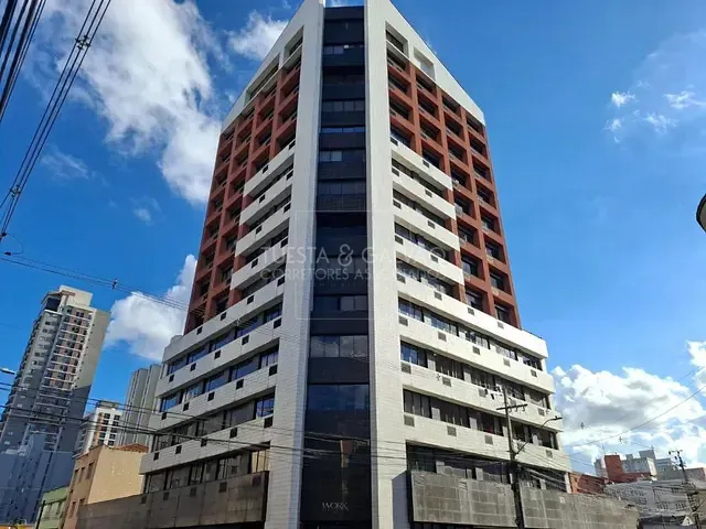 Prédio com 31m², à venda, no bairro Centro em Curitiba