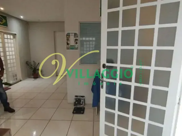 Prédio com 300m², à venda ou para alugar, no bairro Boa Vista em São José do Rio Preto