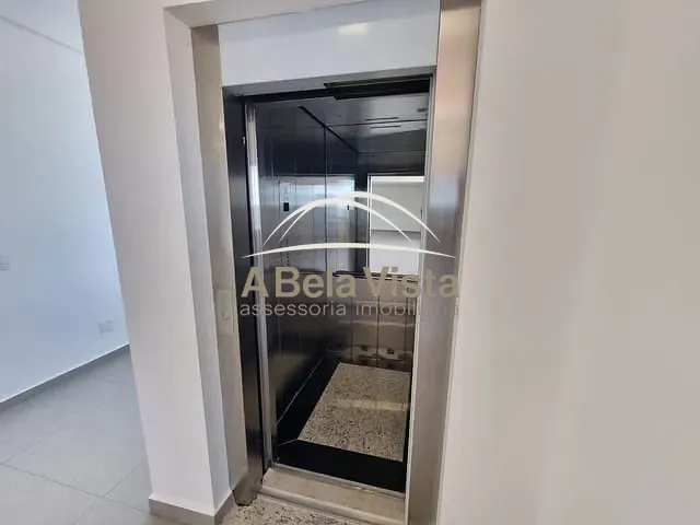 Prédio com 500m², para alugar, no bairro Vila Osasco em Osasco