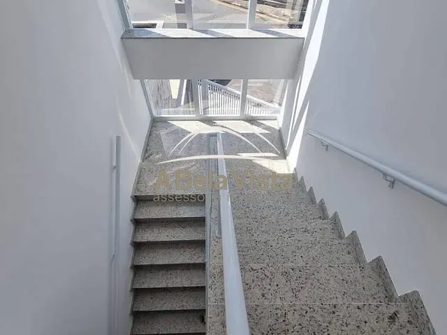 Prédio com 500m², para alugar, no bairro Vila Osasco em Osasco