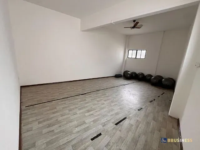Prédio à venda, no bairro Centro em Campos dos Goytacazes