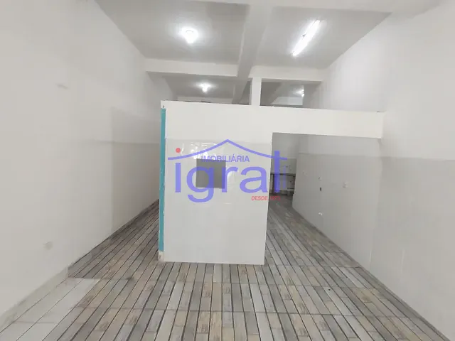 Prédio com 400m², à venda, no bairro Utinga em Santo André