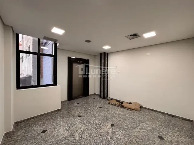 Prédio com 1m², à venda ou para alugar, no bairro Centro em Mogi das Cruzes