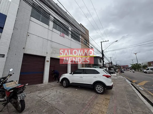 Prédio para alugar, no bairro Castanheira em Belém