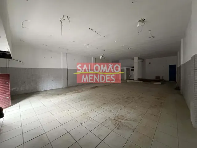 Prédio para alugar, no bairro Castanheira em Belém
