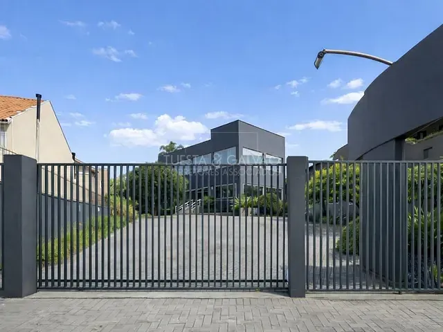 Prédio com 394m², à venda, no bairro Santa Felicidade em Curitiba