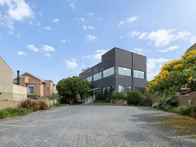 Prédio com 394m², à venda, no bairro Santa Felicidade em Curitiba
