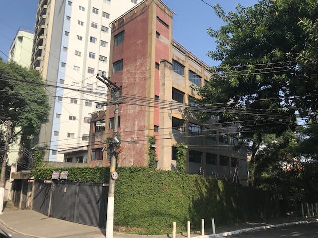Prédio com 354m², à venda ou para alugar, no bairro Chácara Inglesa em São Paulo